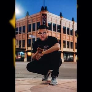 Meet your Posher, Seri